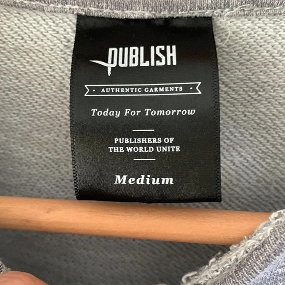 Publish size medium curbed hem gray thick T-shirt raglan French terry - Picture 2 of 8